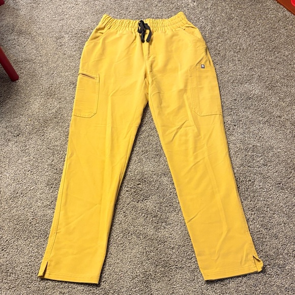 Figs mustard high waist yola skinny scrub pant women’s - Picture 1 of 5